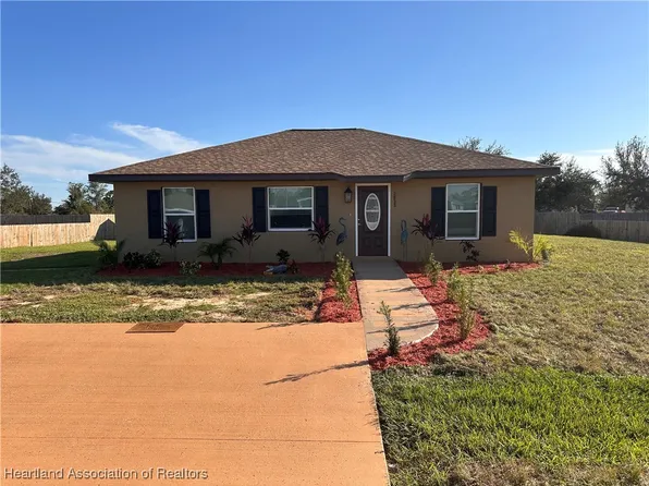 2633 W Newton Rd, Avon Park, FL 33825