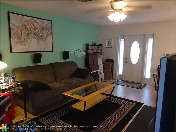 3rd image of 2318 NW 98th Way