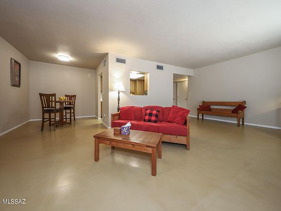 5th image of 9052 E Calle Diego