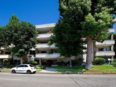 10331 Riverside Dr APT 304, North Hollywood, CA, 91602