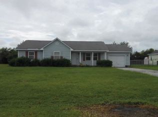 107 Mashburn Dr, Beaufort, NC 28516