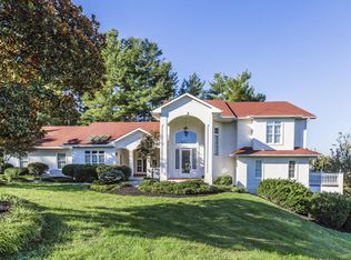 2505 Stone Creek Dr, Knoxville, TN 37918