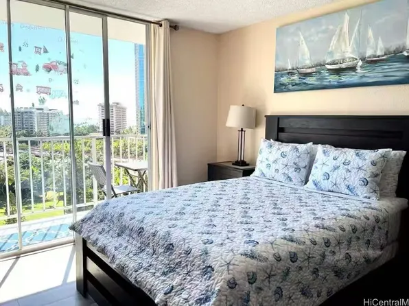 1920 Ala Moana Blvd APT 1111, Honolulu, HI 96815