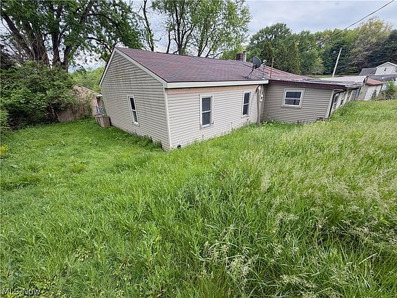2nd image of 16816 Andrews Ave
