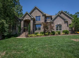 7530 Crossing Ridge Dr, Belews Creek, NC 27009