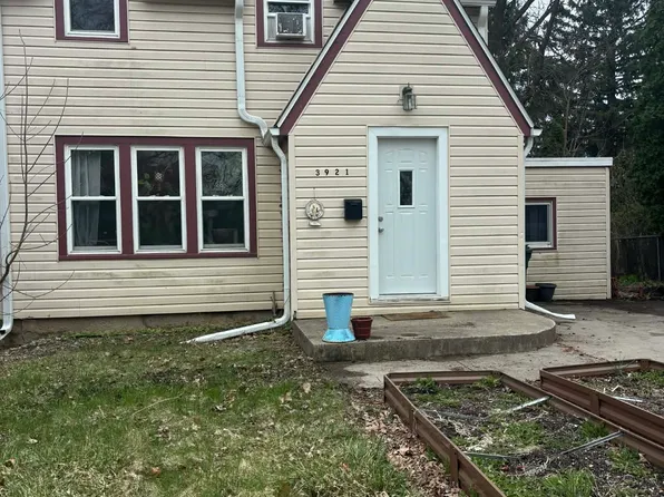 3921 Mineral Point Rd, Madison, WI 53705