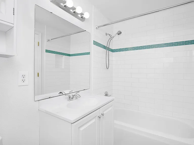 10127 NE 141st Pl — Photo 16