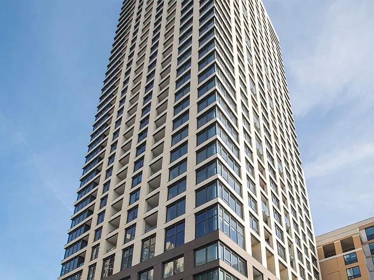 River North Luxury, On Display — Photo 13