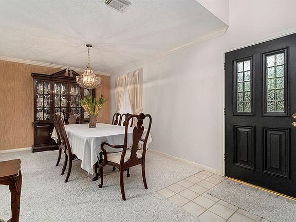 5th image of 4303 Long Glen Dr