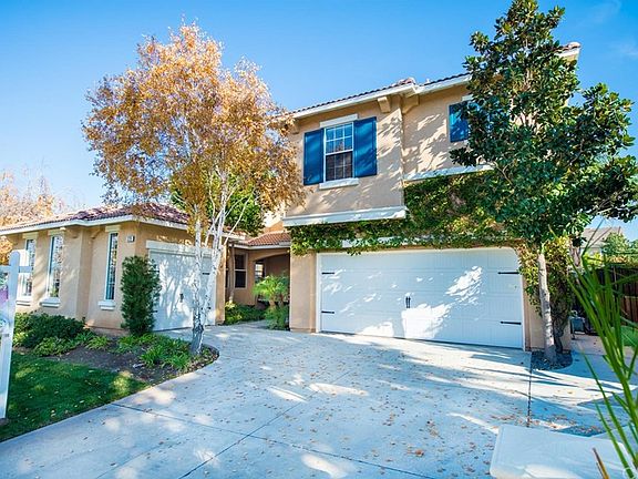 3rd image of 3729 Mountain Gate Dr