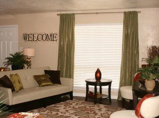 555 Precinct Line Rd APT 32, Hurst, TX 76053