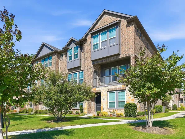 695 Vista Del Lago Dr, Lewisville, TX 75067