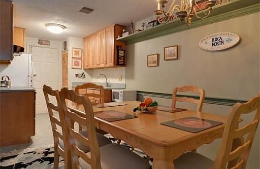 3rd image of 16 Walden Dr APT 17