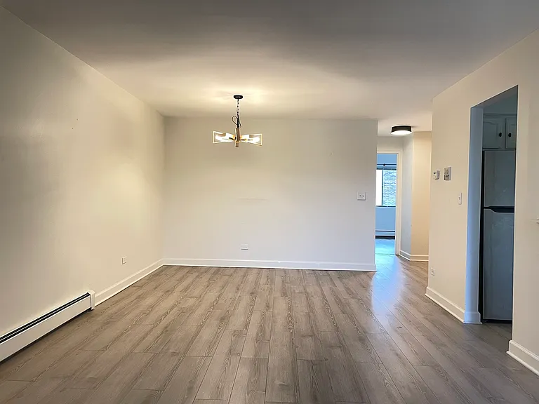 4 Parkside Ct #7 — Photo 2