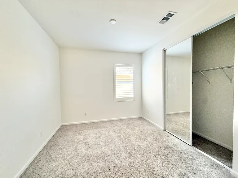 1047 Piedmont Rd — Photo 9
