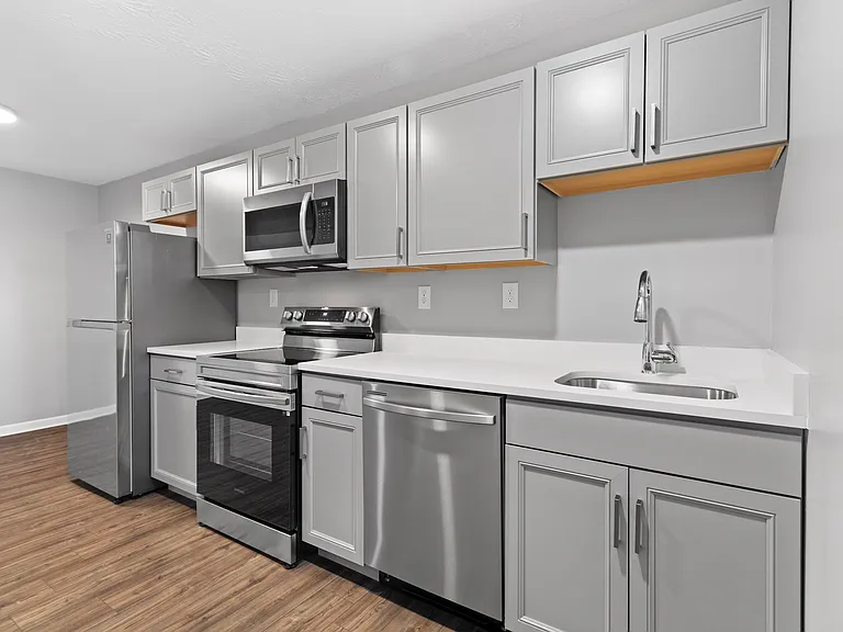 Emerson Place — Photo 30