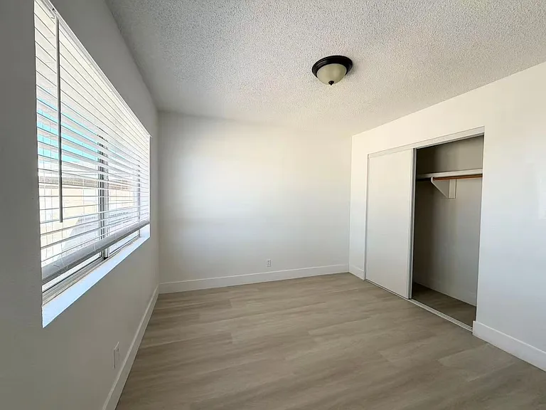 6508 Evergreen Ave — Photo 10