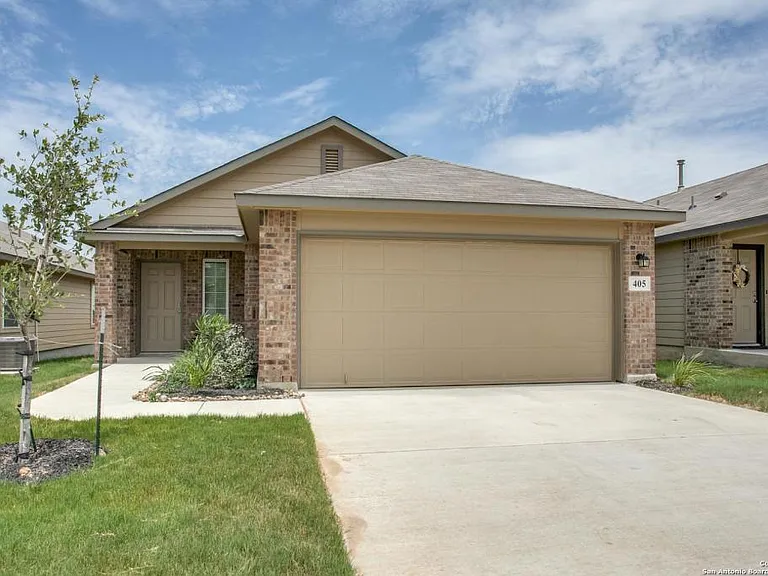 405 Middle Green Loop — Photo 1