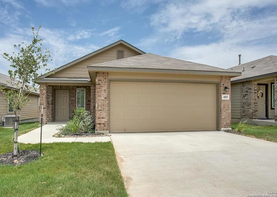 405 Middle Green Loop