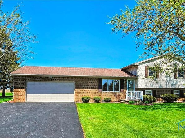 24046 Defiance Pike, Custar, OH 43511