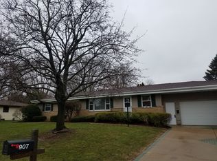 907 Green St, Seymour, WI 54165