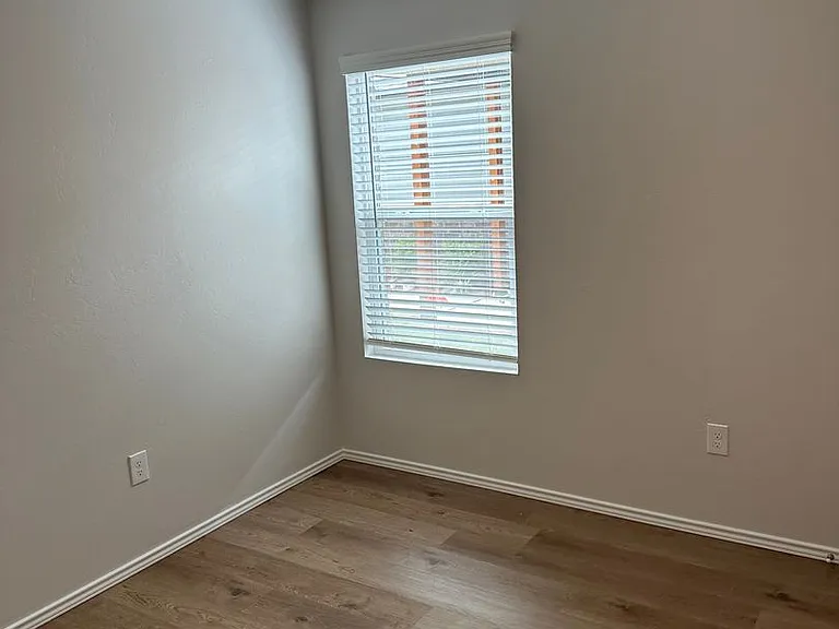 9705 Gray Wolf Ln — Photo 16