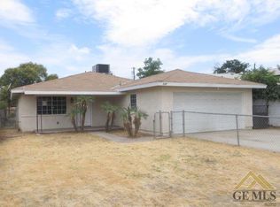 325 B St, Arvin, CA 93203