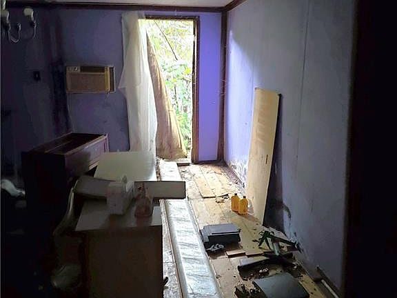 2nd image of 51 Greeley St