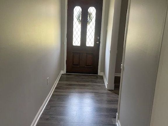 3rd image of 308 Dove Valley Rd