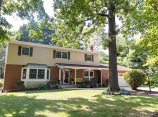 131 Forest Park Rd, Ottawa, IL 61350