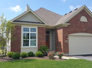 4050 Coyote Lakes Cir, Lake In The Hills, IL 60156