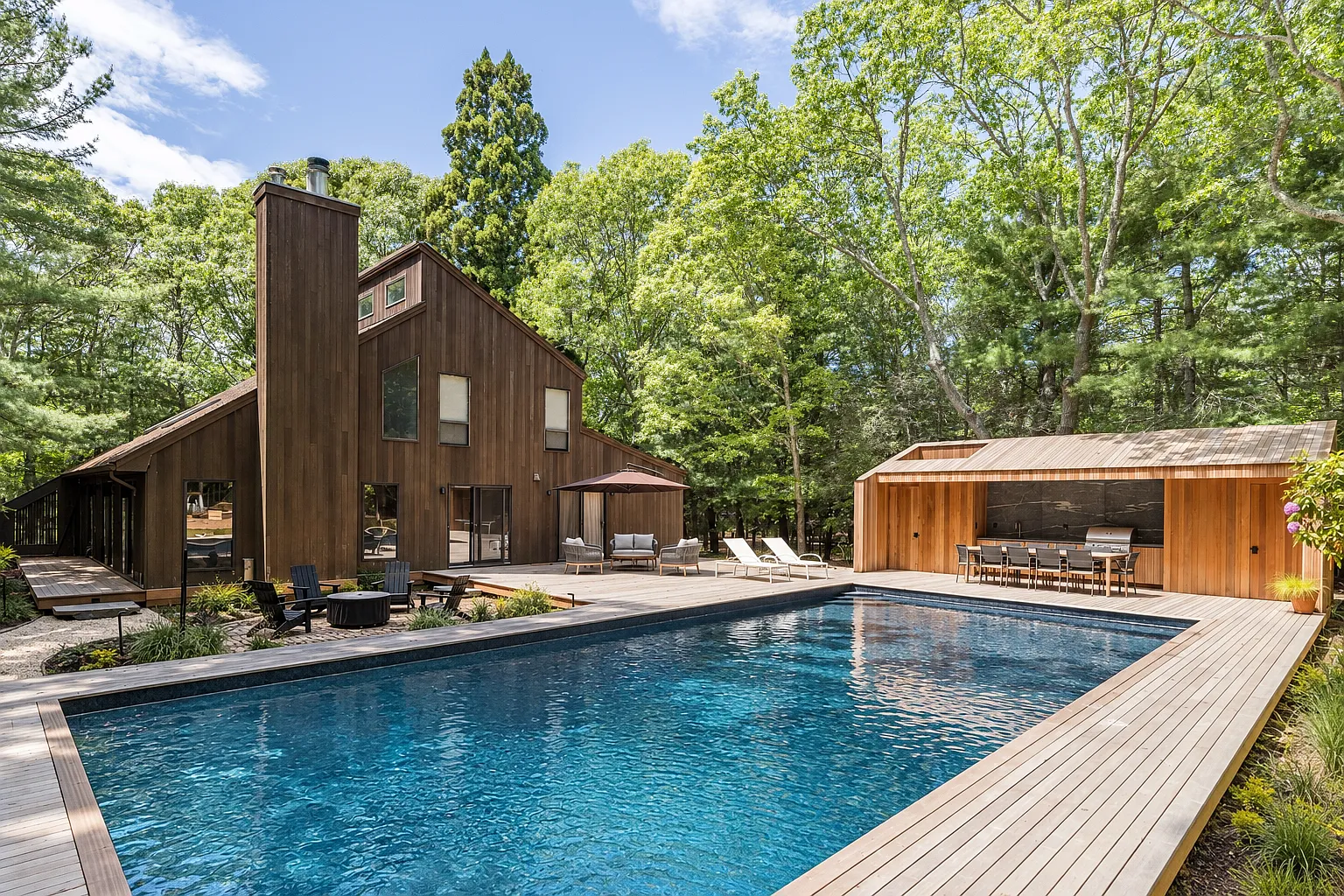 Private & Stylish Summer Getaway — Photo 1