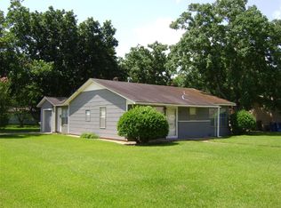 1703 Jones St, Rosenberg, TX 77471