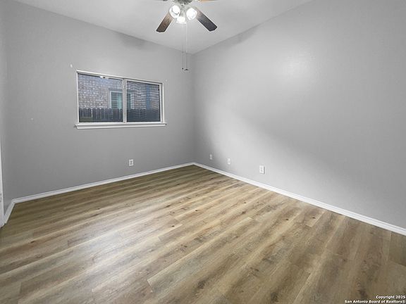5th image of 13611 Drakewood