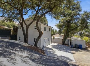3130 N Mount Curve Ave, Altadena, CA 91001