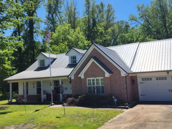 828 Lyndsey Dr, Brighton, TN 38011