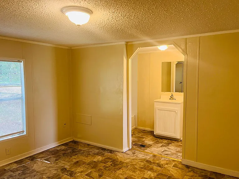 150 Hubbard Rd #2 — Photo 10