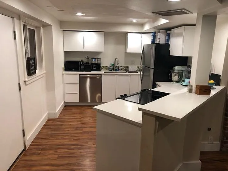5763 S Oaklawn Pl #C — Photo 3