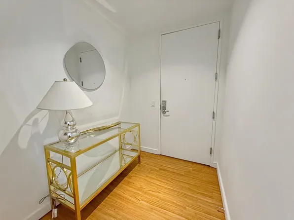 70 West 45th Street image 7 of 11