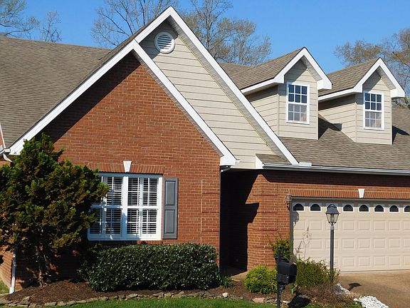 3rd image of 5543 Beverly Square Way