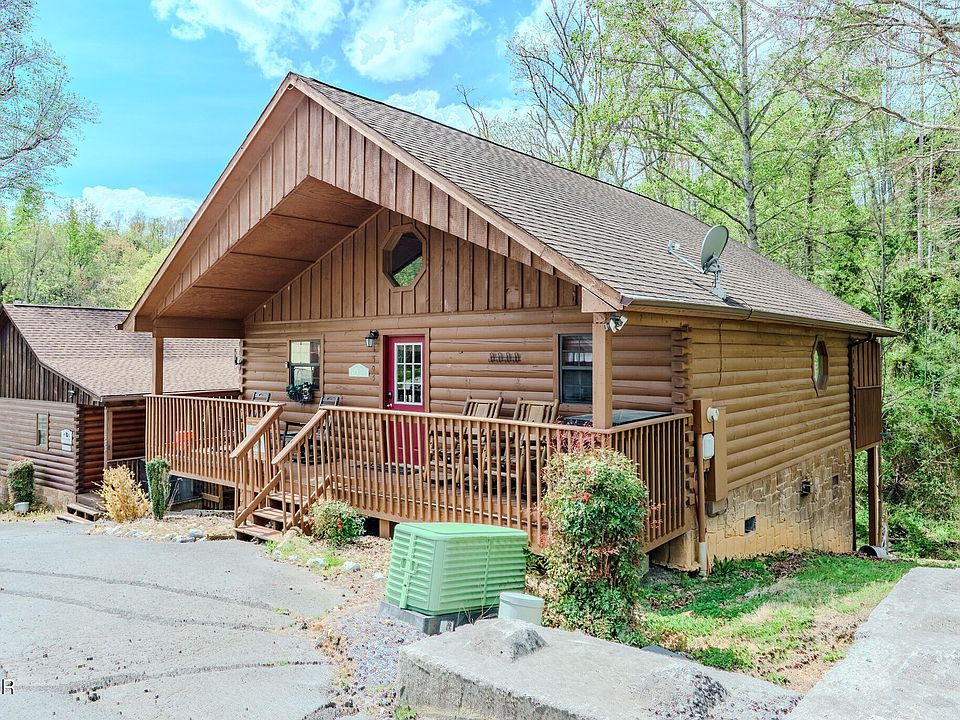 1st image of 1505 Bears Den Way