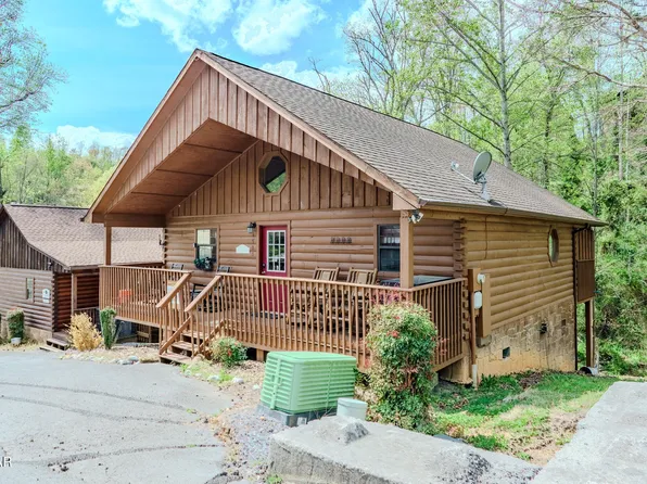 1505 Bears Den Way, Sevierville, TN 37862