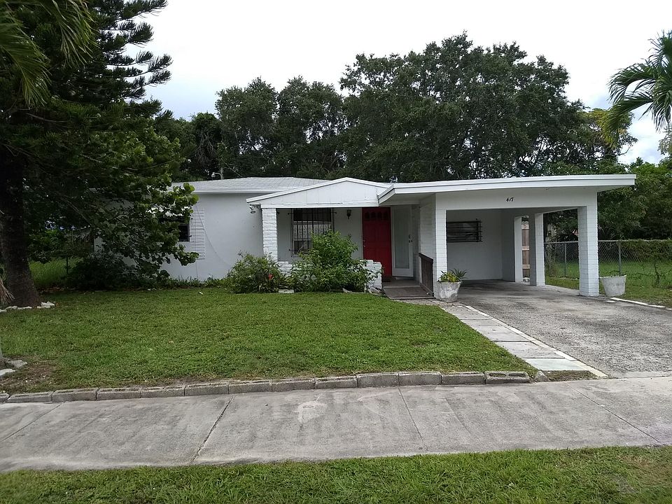 1st image of 417 NW 15th Way