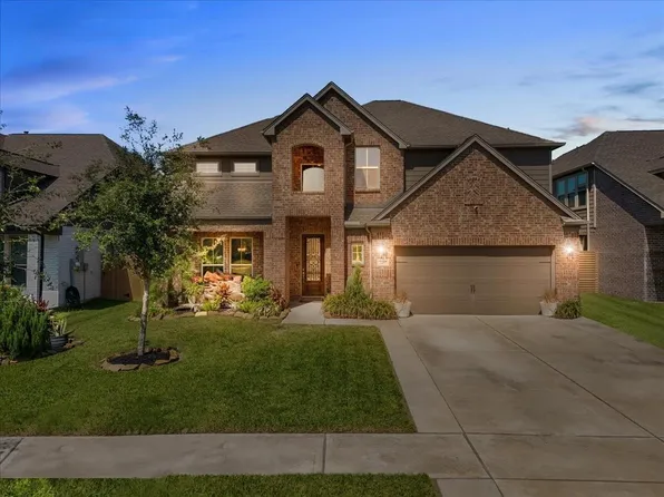 2417 Lake Mist Dr, Texas City, TX 77568