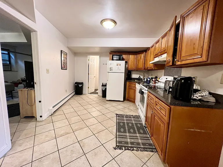 35 Cummings Rd #B — Photo 7