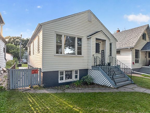 2nd image of 11406 83rd St NW