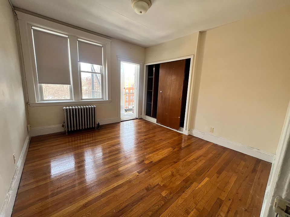 1st image of 127-131 Washington St #56