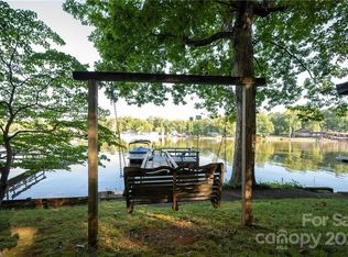 1208 Lake Dr #9, Lexington, NC 27292