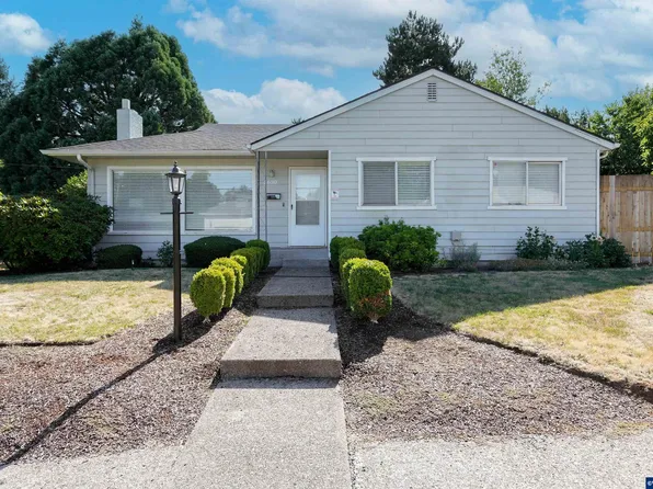 2630 Mountain View Dr S, Salem, OR 97302