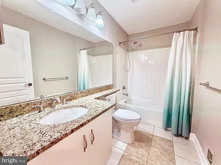 47 Mendrey Ct — Photo 13